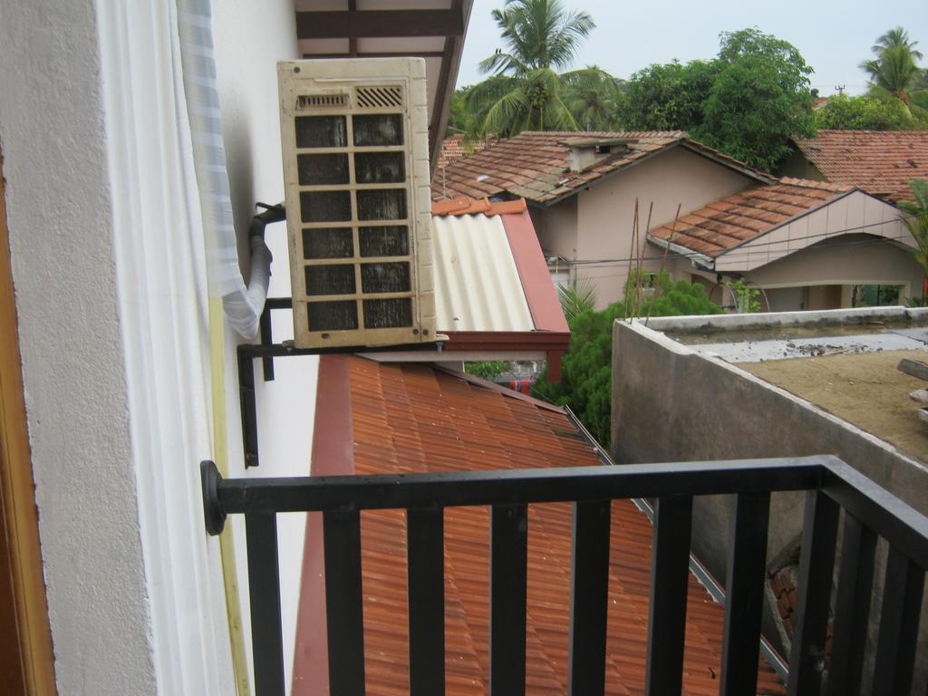 Aurora - Negombo Budget Hostel Habitación foto
